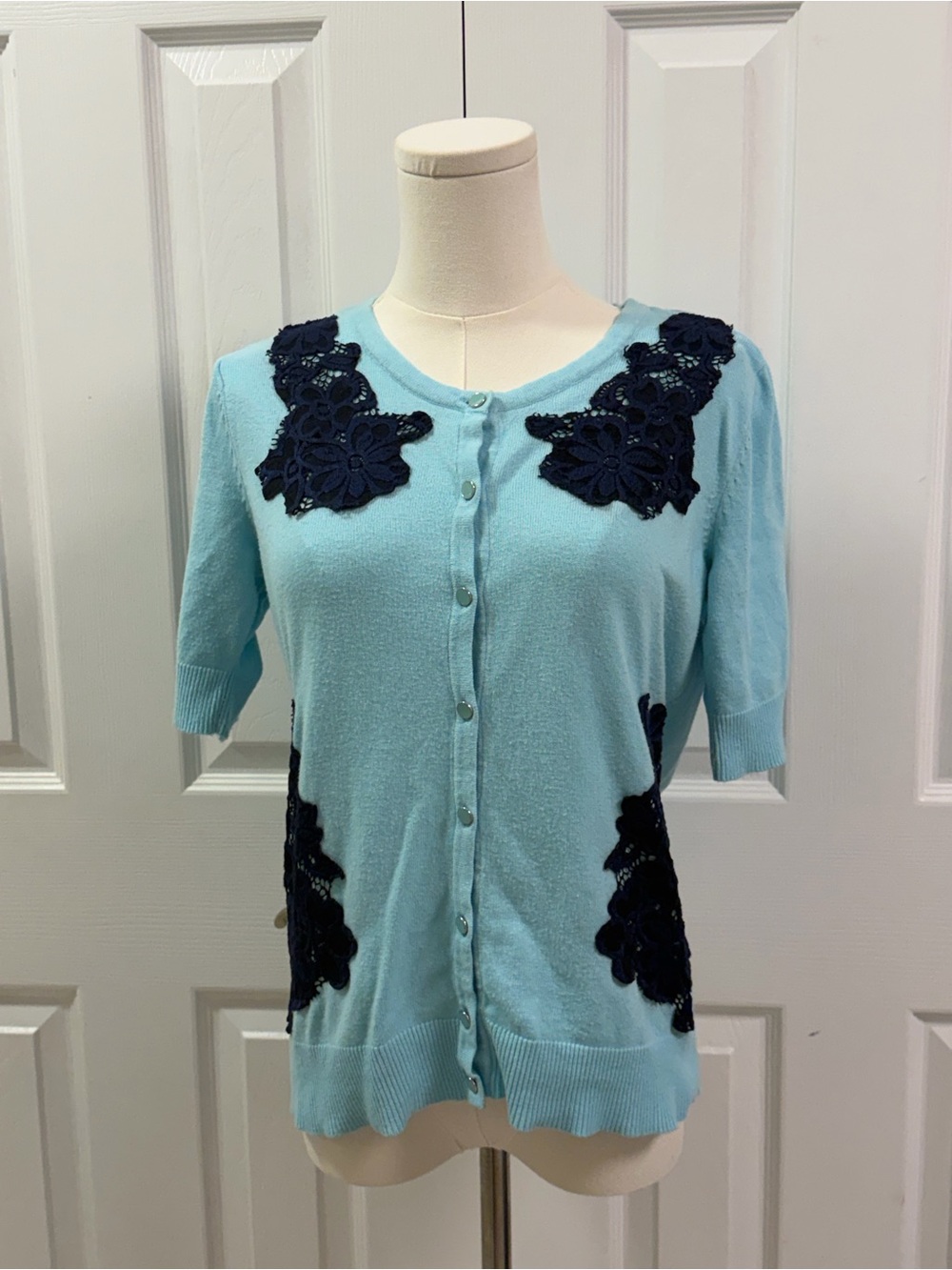7th Avenue NY&Co Blue Floral Lace Button Front Cardigan Sweater M